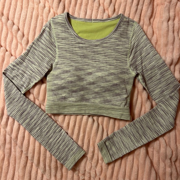 Lululemon Ebb to Street Crop Long Sleeve - Picture 1 of 4
